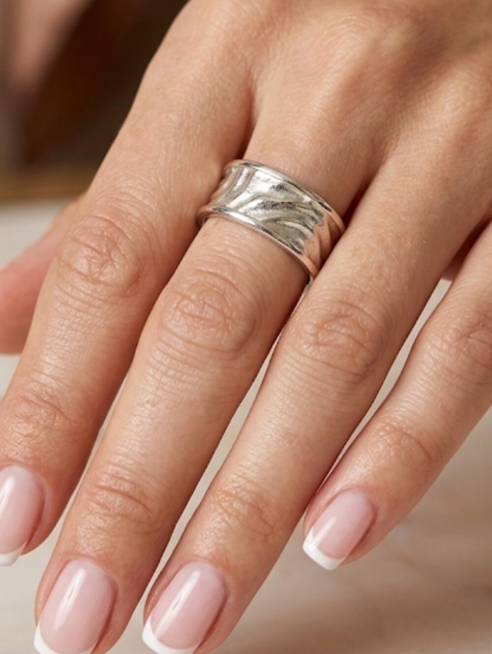 925 Sterling Silver Minimaist Wide Band Sz 7